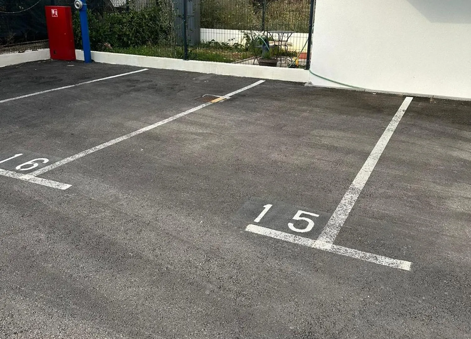Apartment V زادار